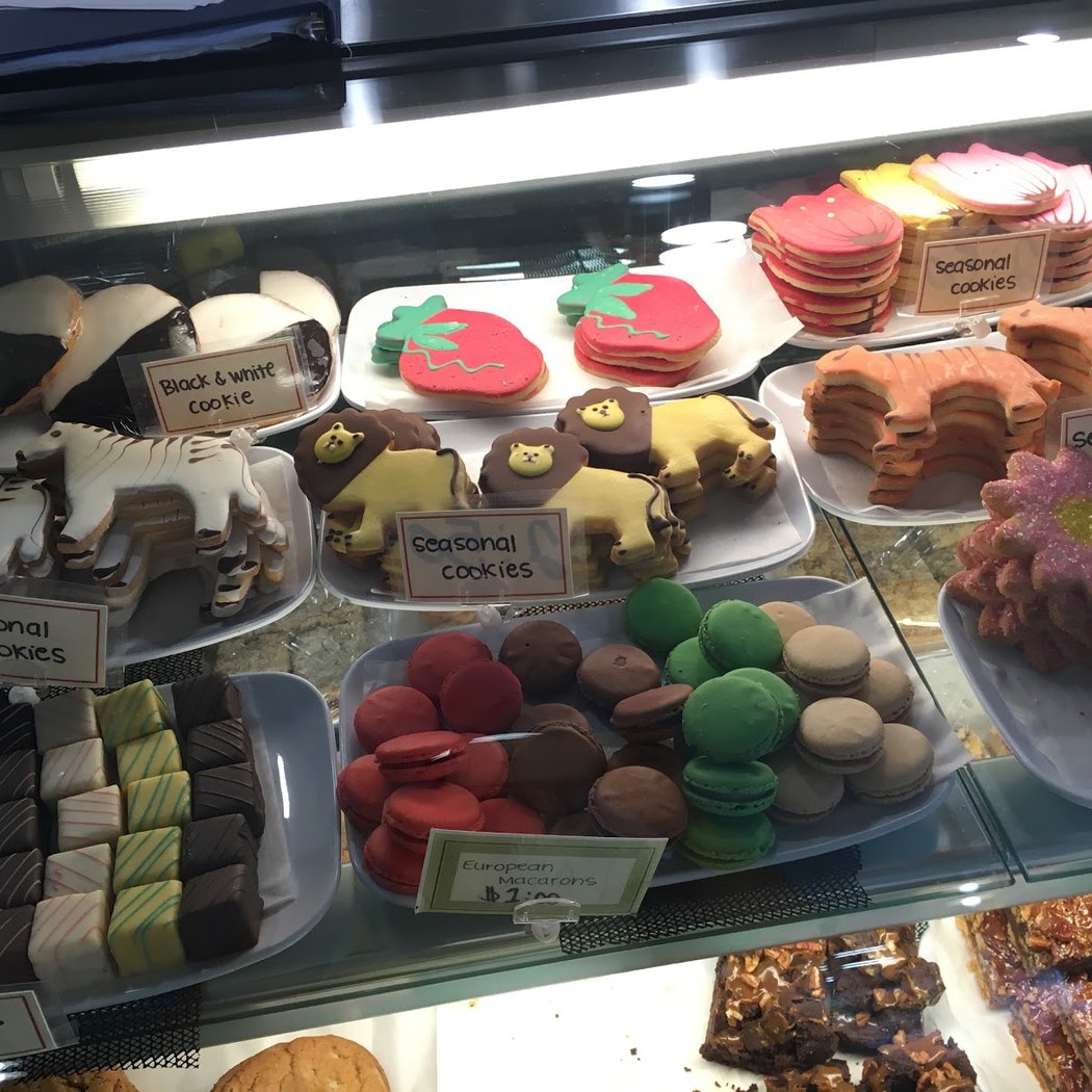 Zanotto's Family Market 1