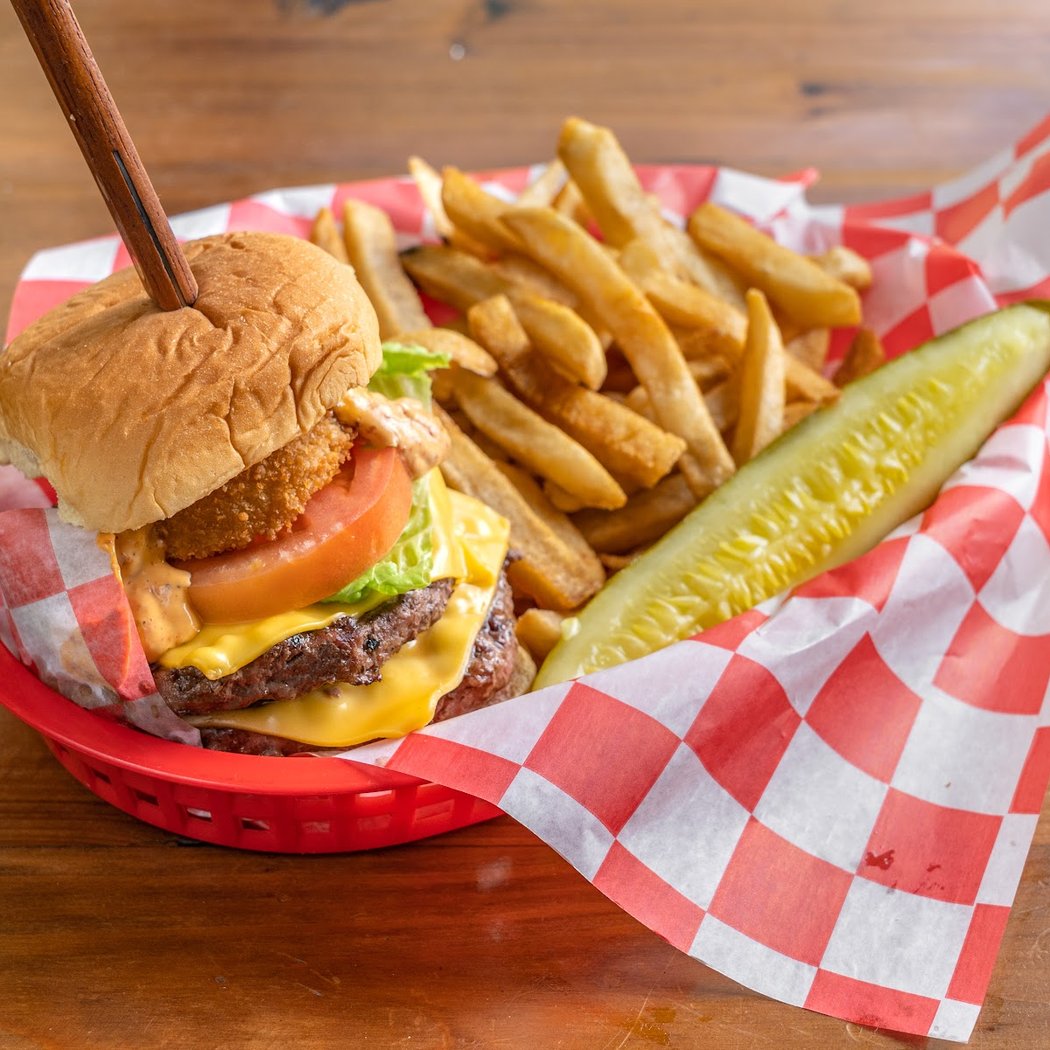 Teddy's F&B Bar & Grill 1