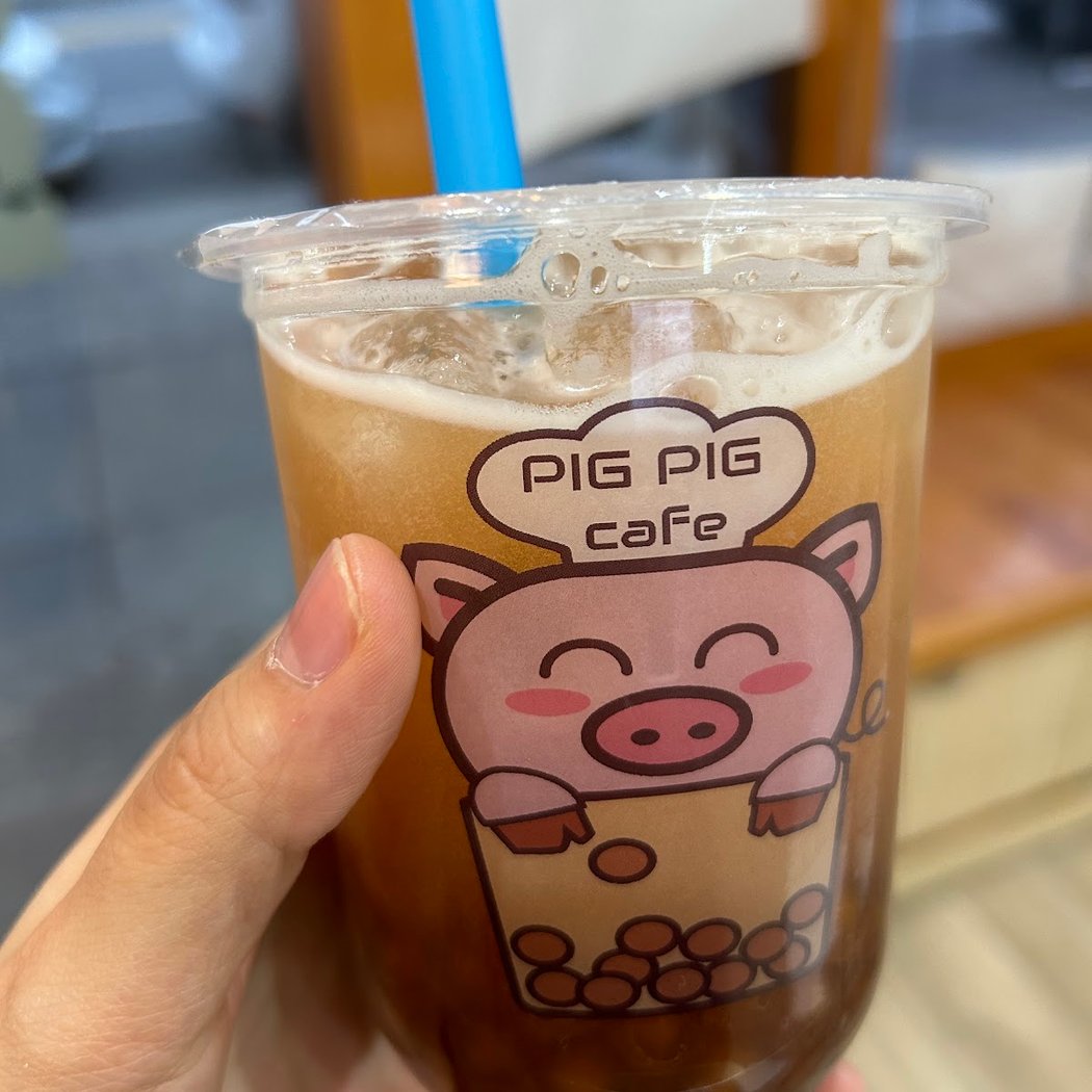 Pig Pig Cafe 4