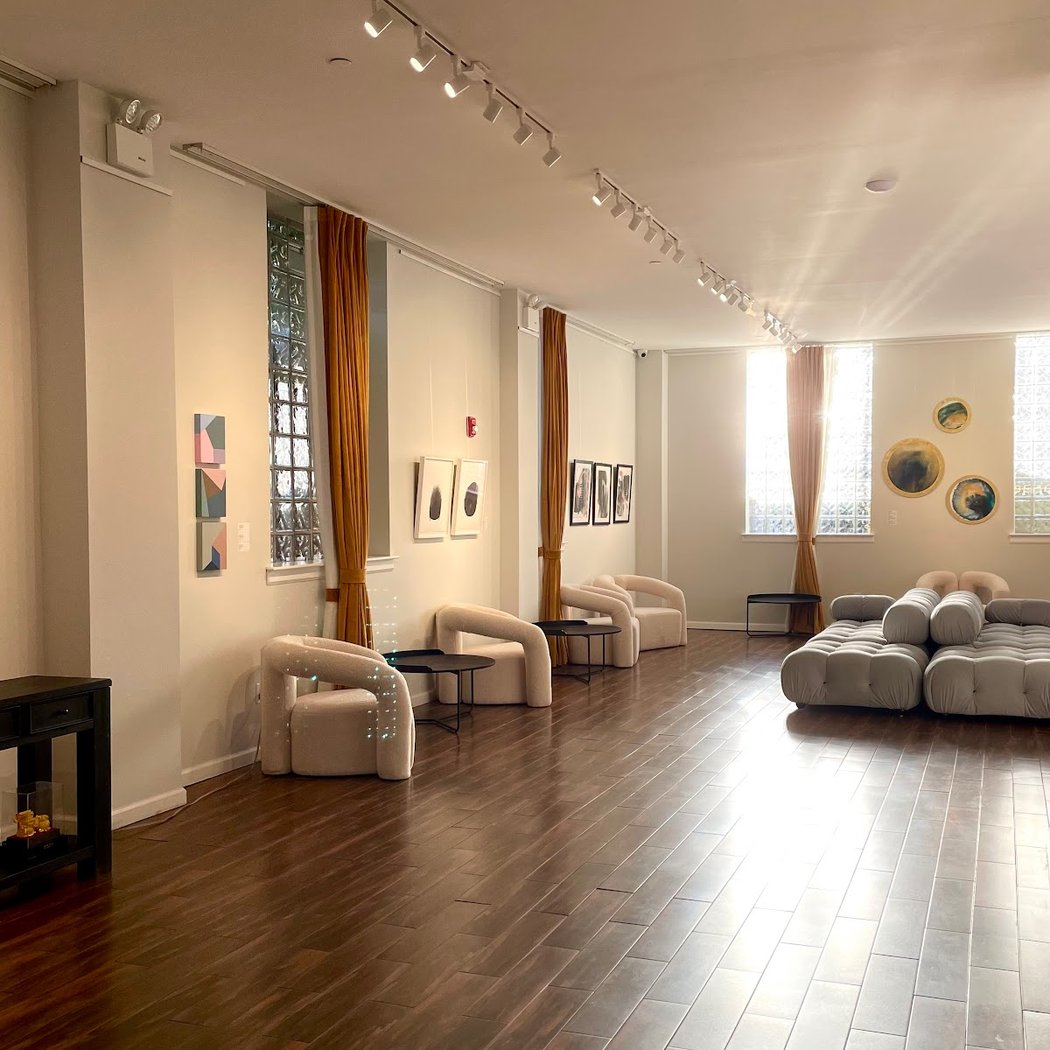 Modernist Gallery 2