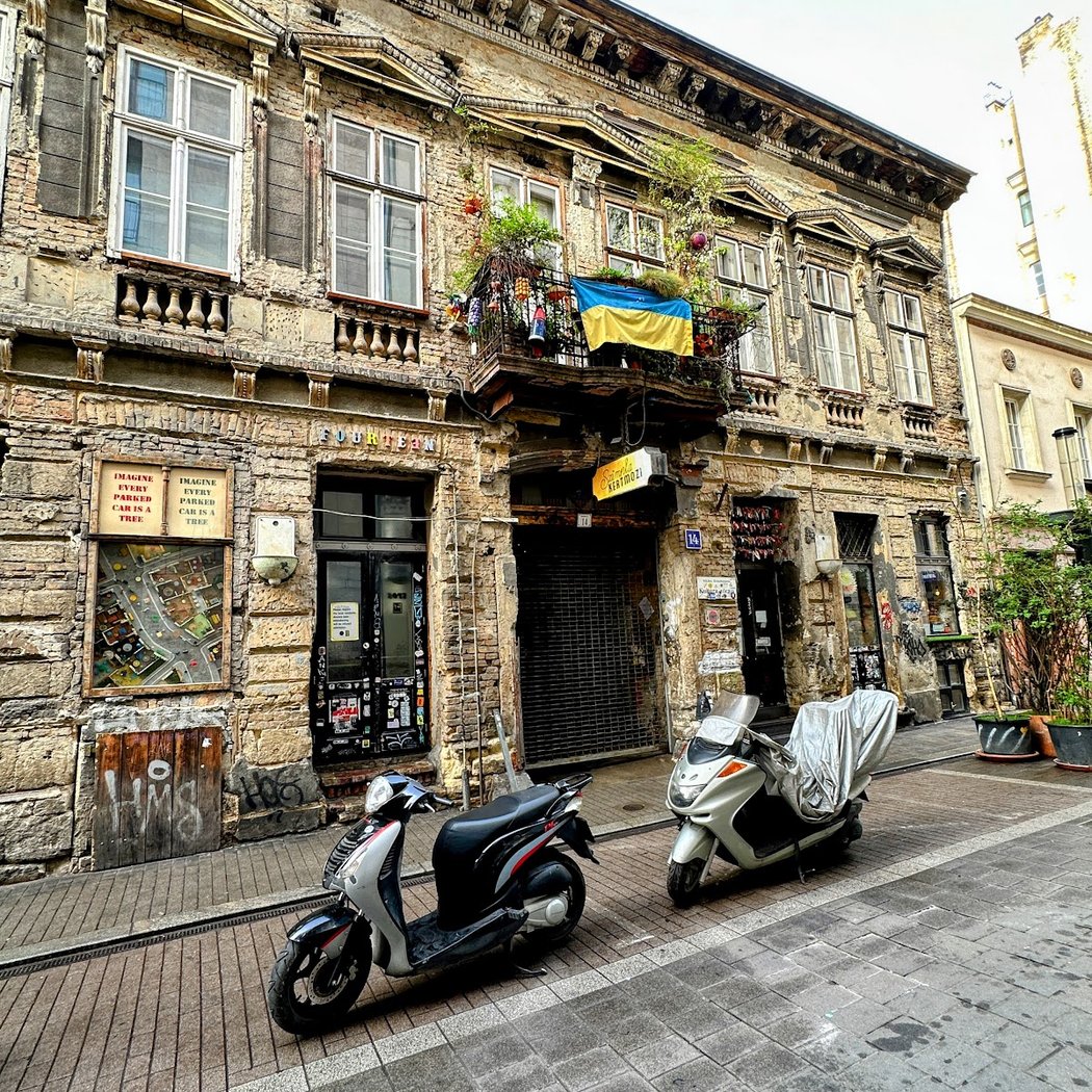 Kazinczy Street 2