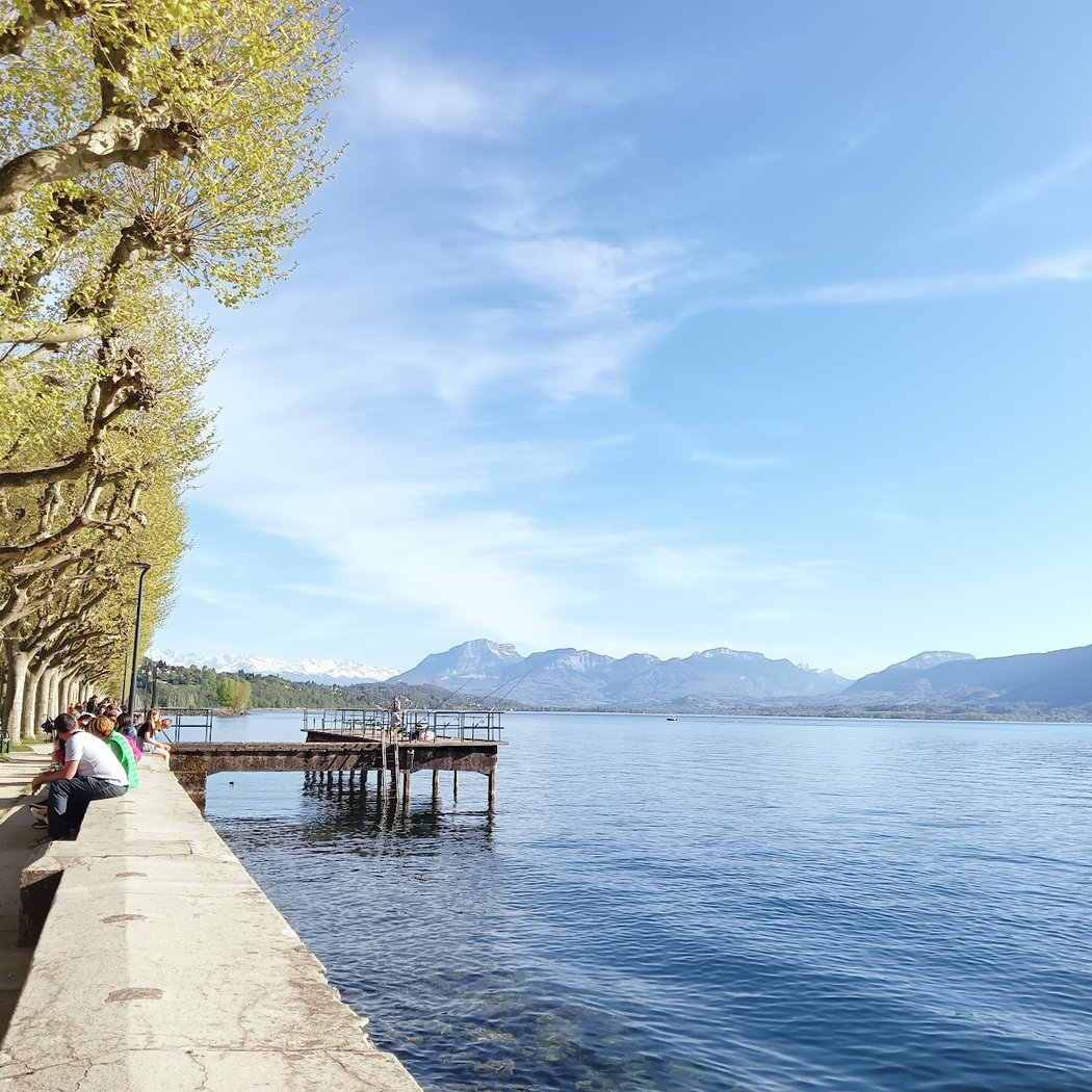Esplanade du Lac 1