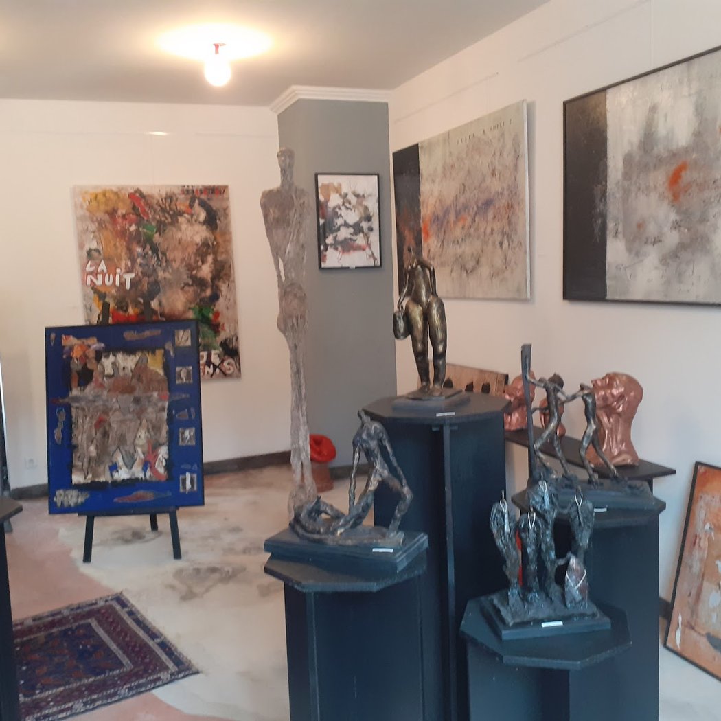 GALERIE D "ART CONTEMPORAIN COTTON'S FACTORY 3