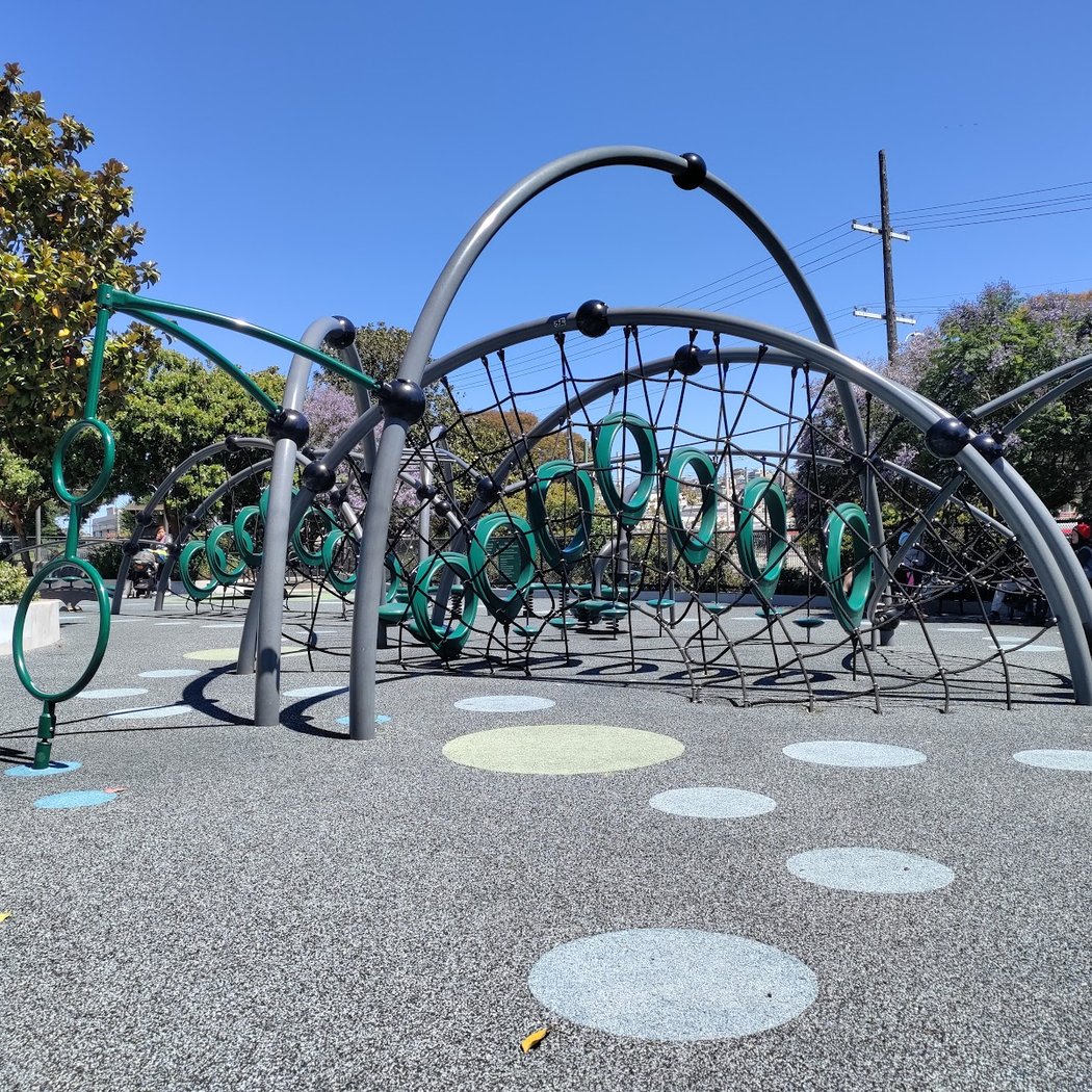 Franklin Square 3