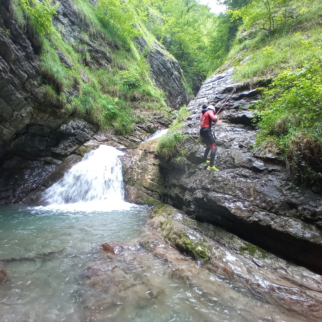 Canyon Montmin (Parking public 15 places) 1
