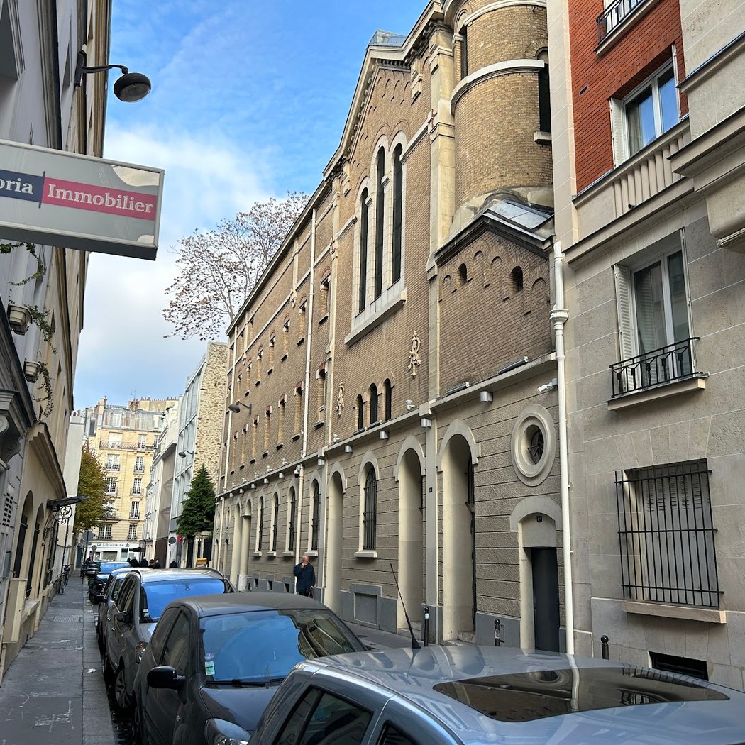 Ouverture de la Librairie du 8 3