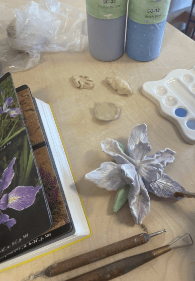 Sculpt and Sip Ceramic Flower Class 2