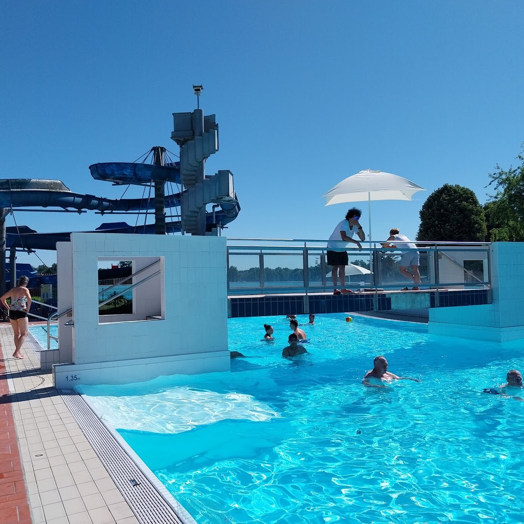Centre Aquatique Carré Tonique 3