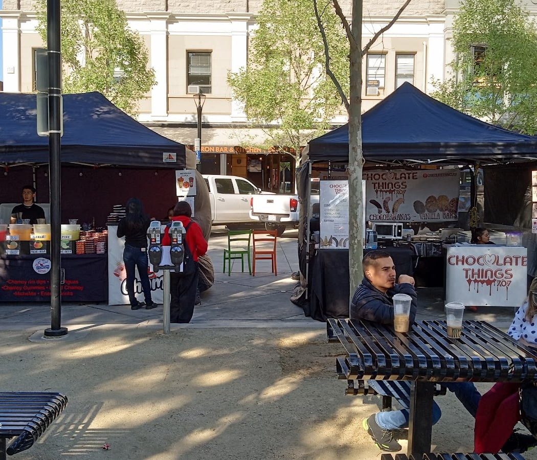 Santa Rosa Downtown Farmers Market 1