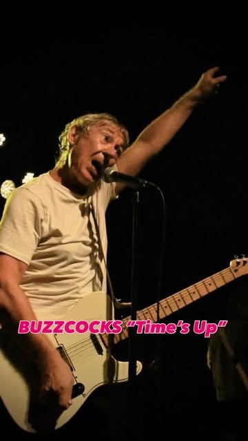 Buzzcocks’ final show of their North American tour 1