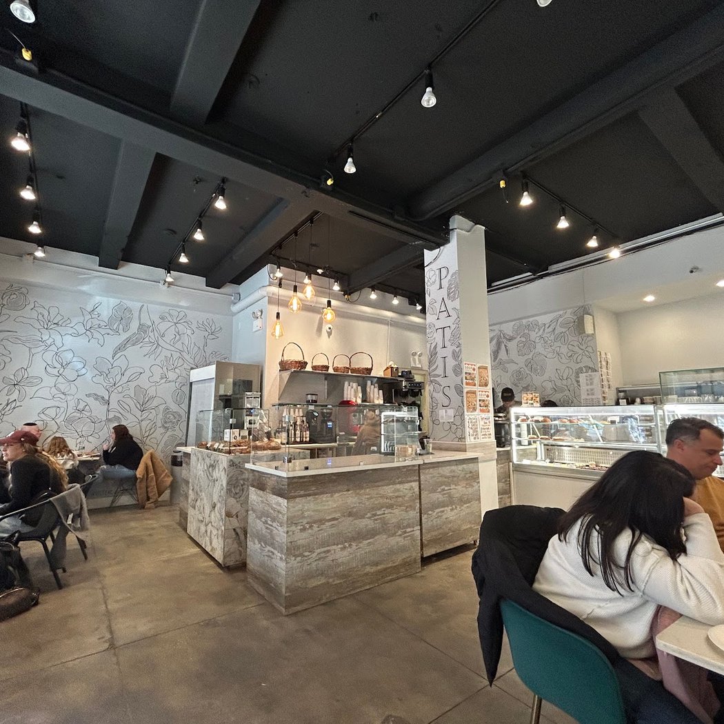 Patis Bakery 4