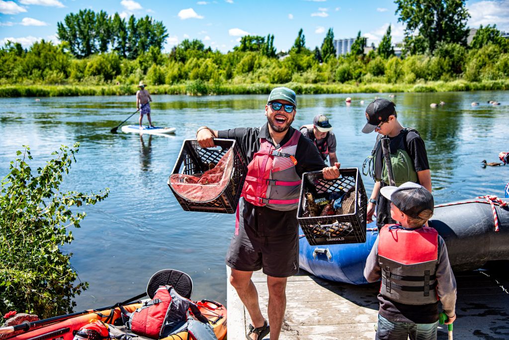 Deschutes River Cleanup 1