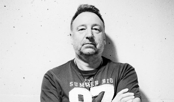 Peter Hook & The Light 2