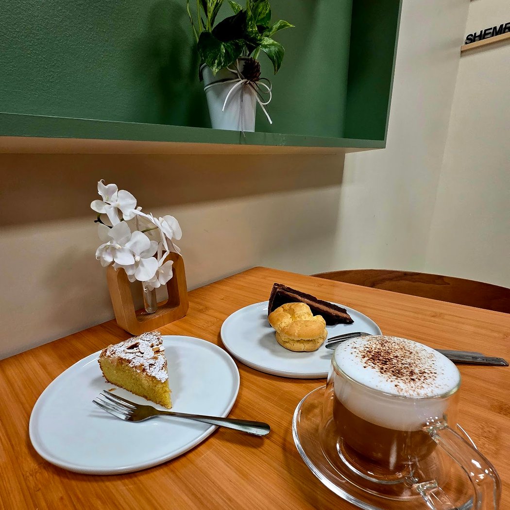 Shemroon Cafe 1