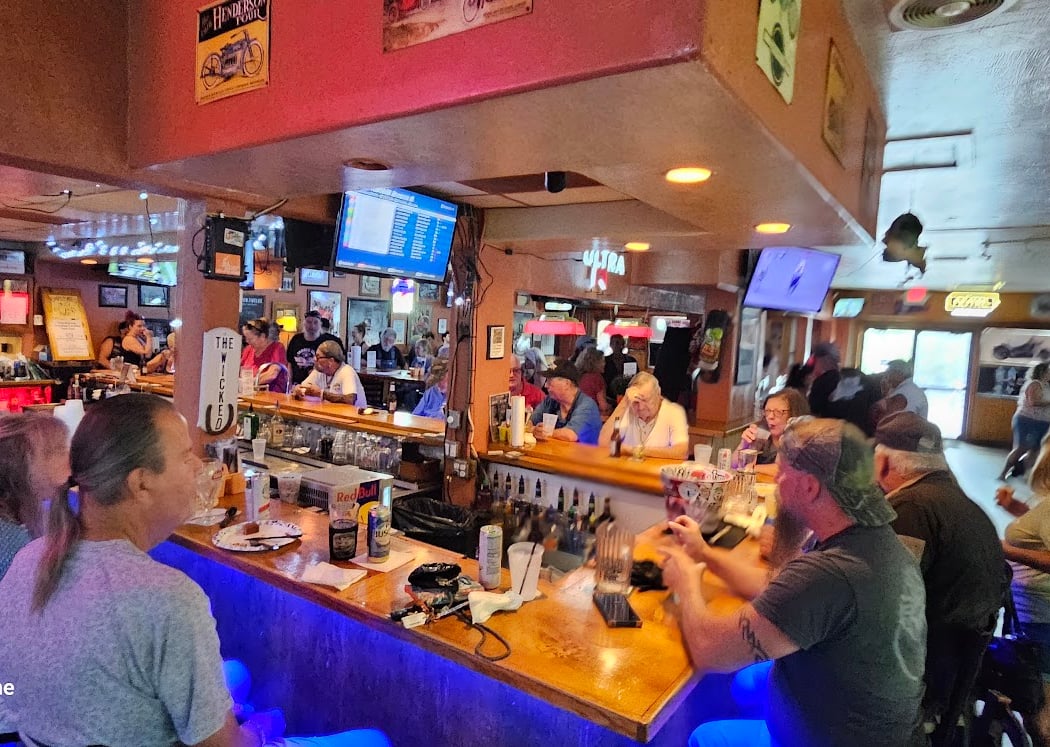 H & D Roadhouse 1