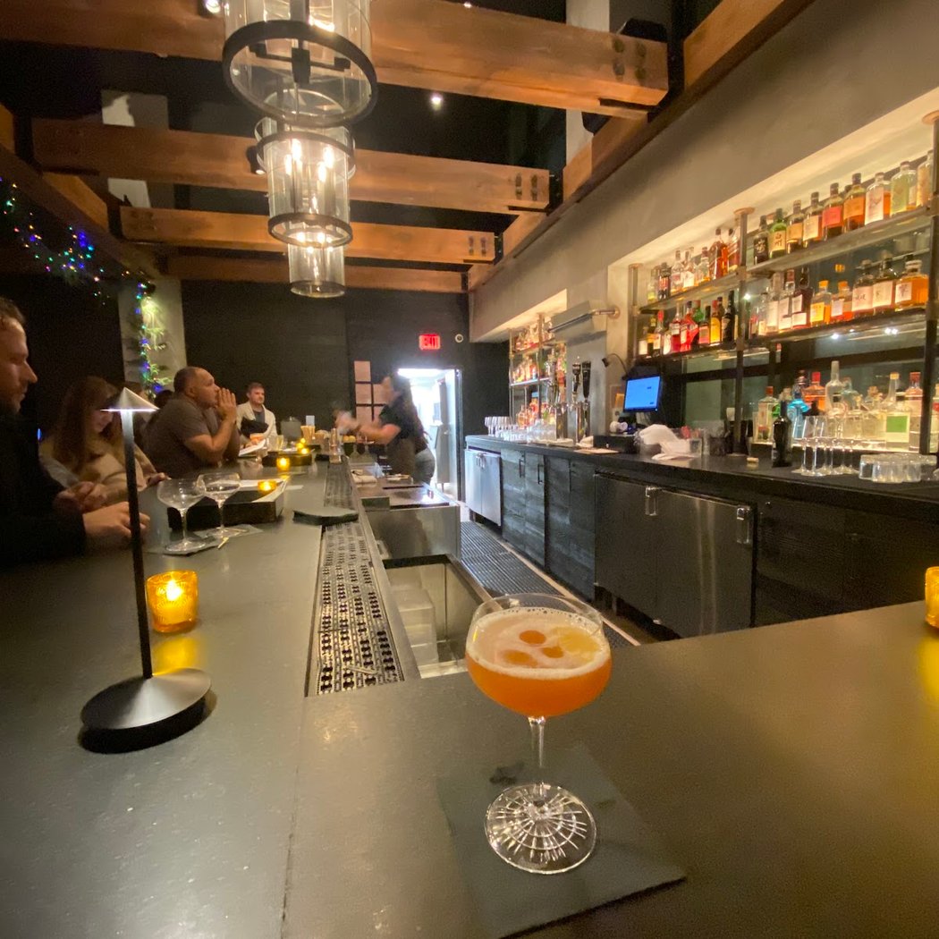 Bar at Hotel Kabuki 3