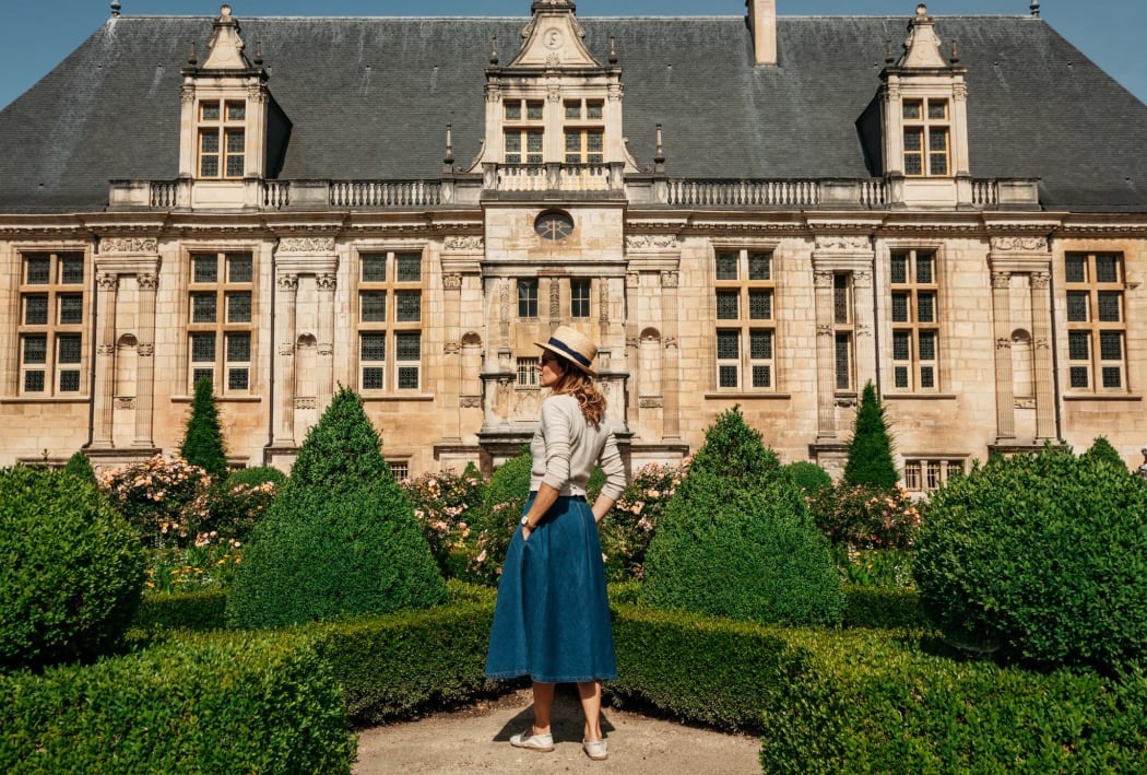 Château du Grand Jardin (Château of the Great Garden) 1