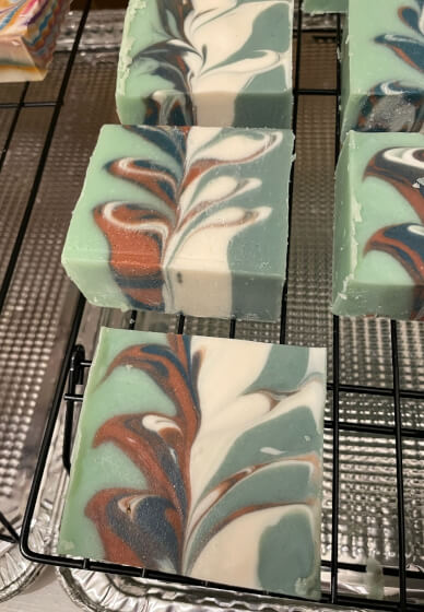 Luxe Organic Soap Making Class 1