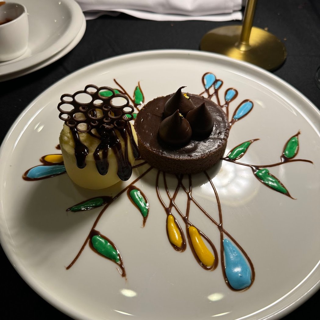 Rock Bistro Steakhouse 3