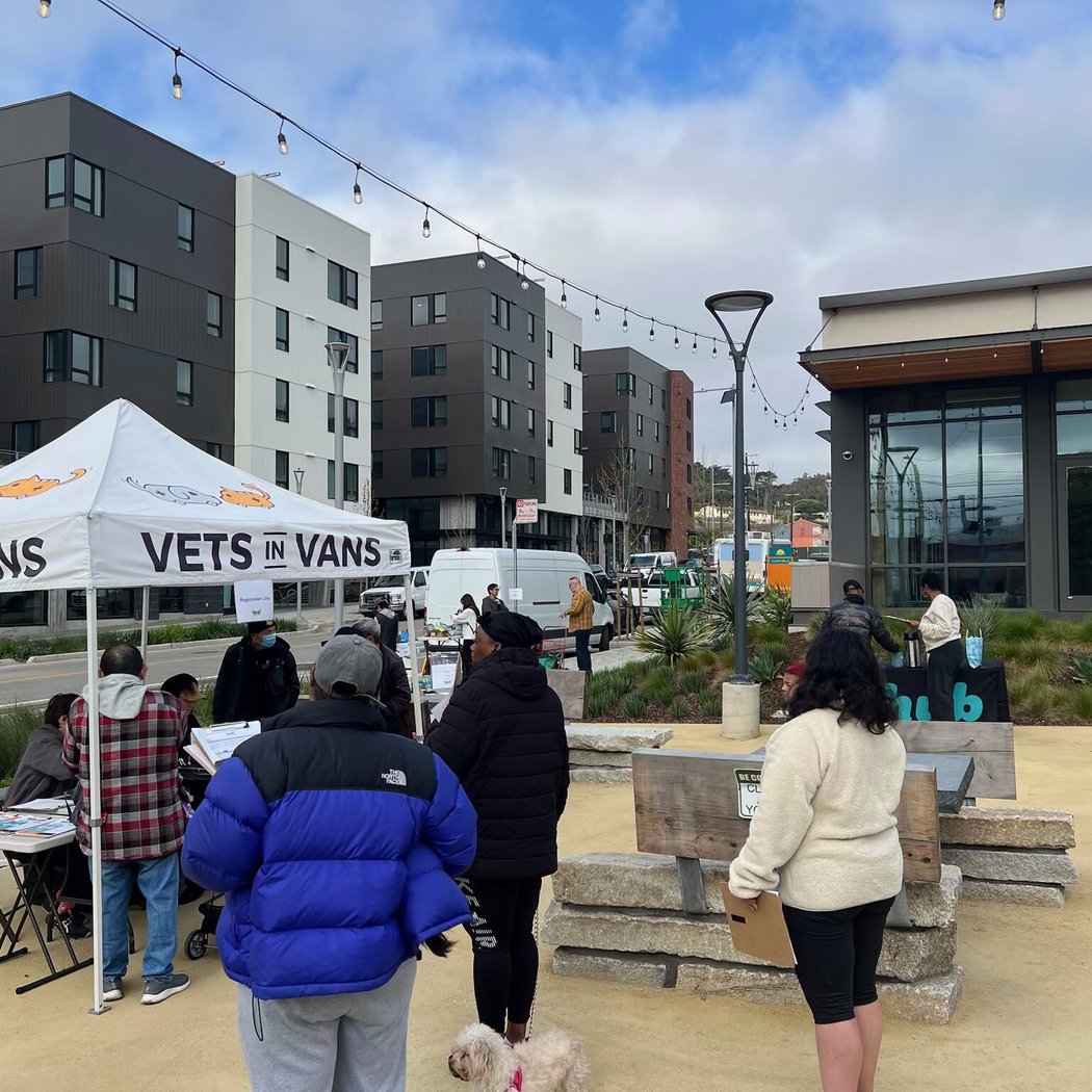 Vets in Vans Vaccine Clinic 1
