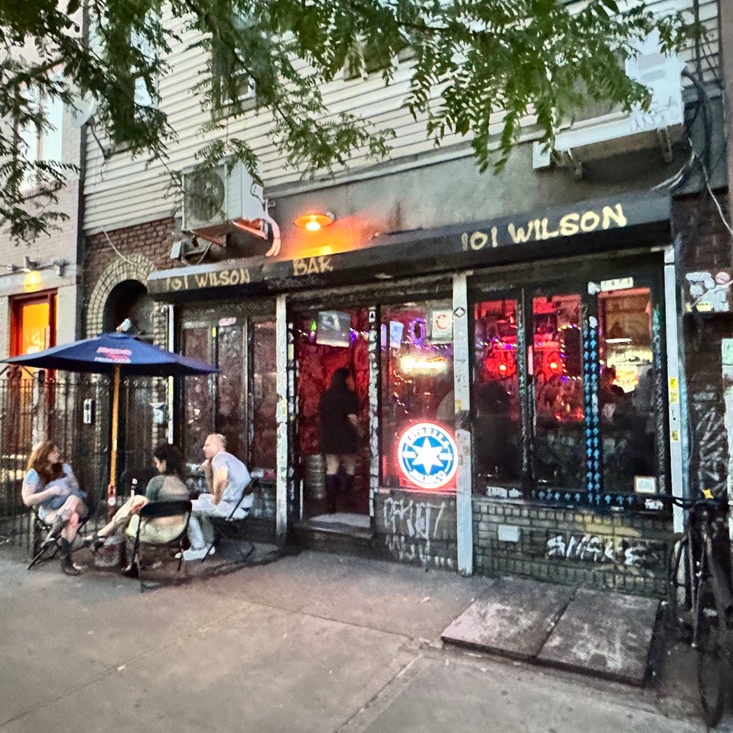 101 Wilson Bar 2