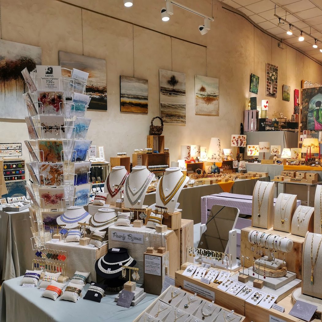 La Maison des Artisans et bureau d'informations touristiques 1
