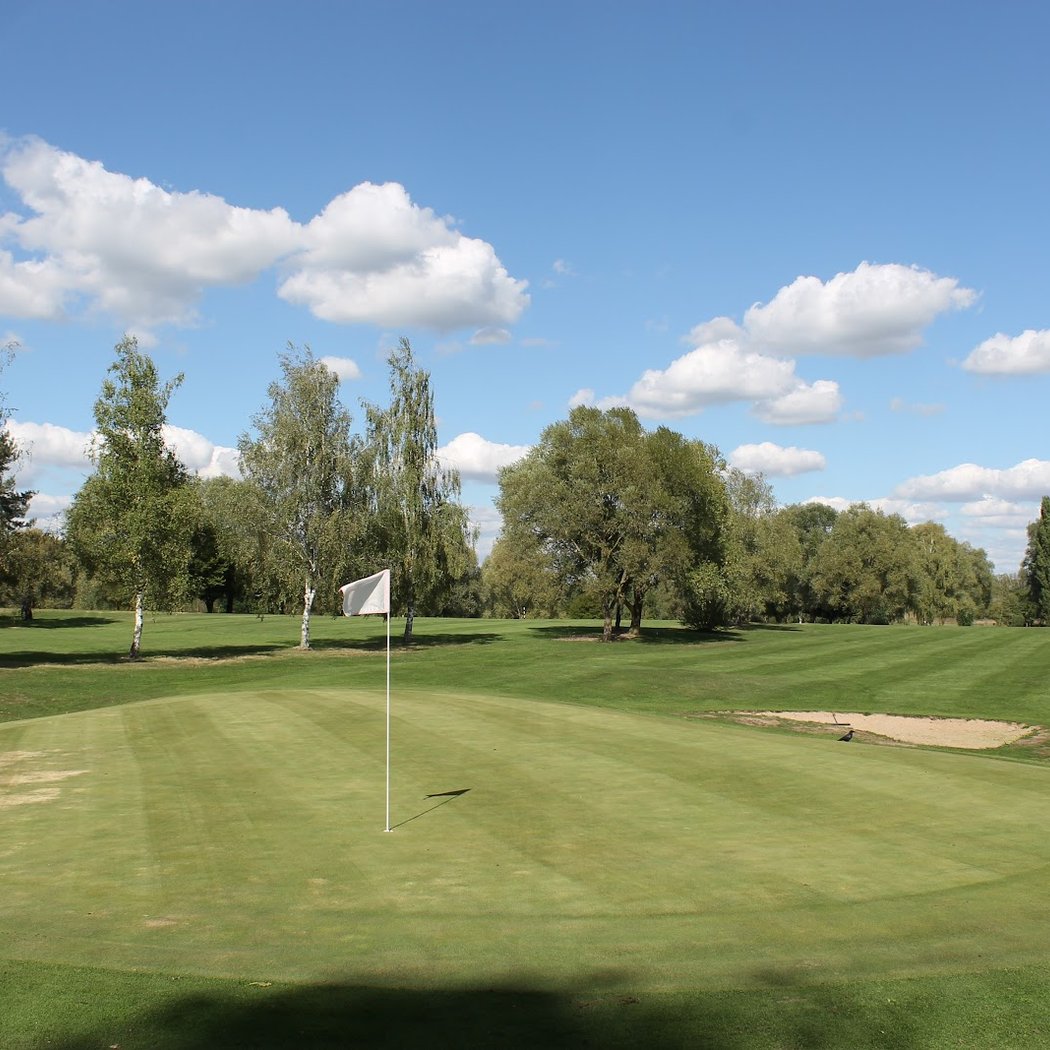 Golf Madine 1