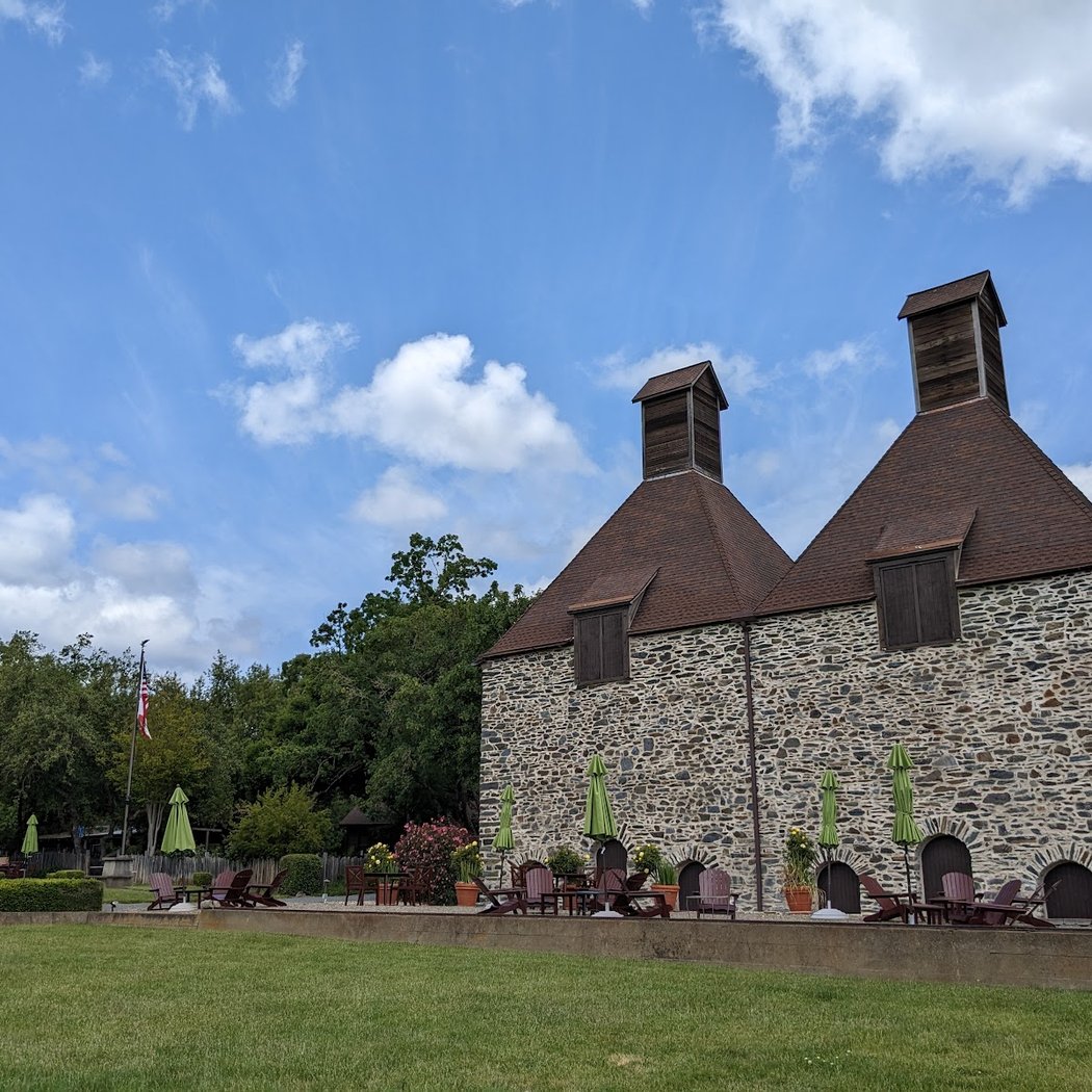 Landmark Vineyards at Hop Kiln Estate 2