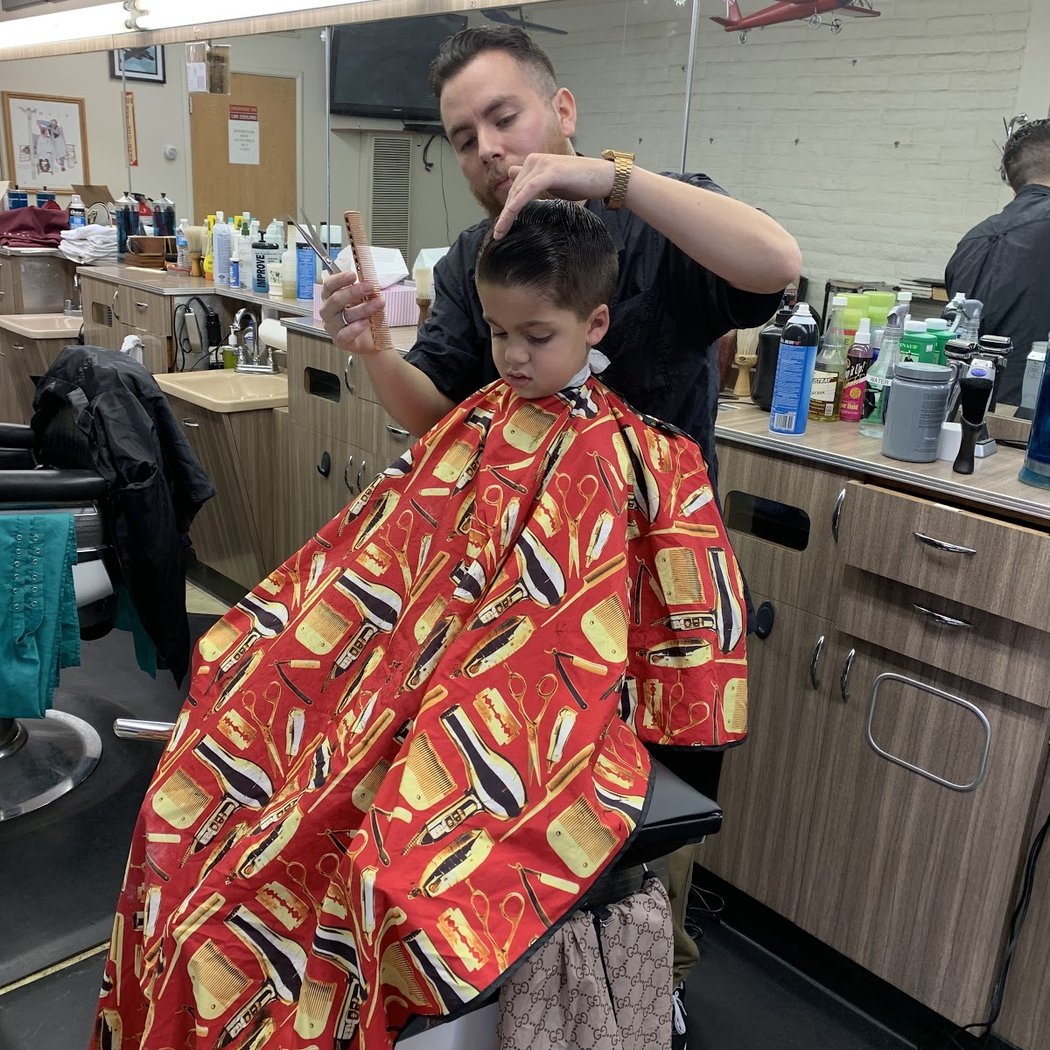 Moraga Barber Shop 1