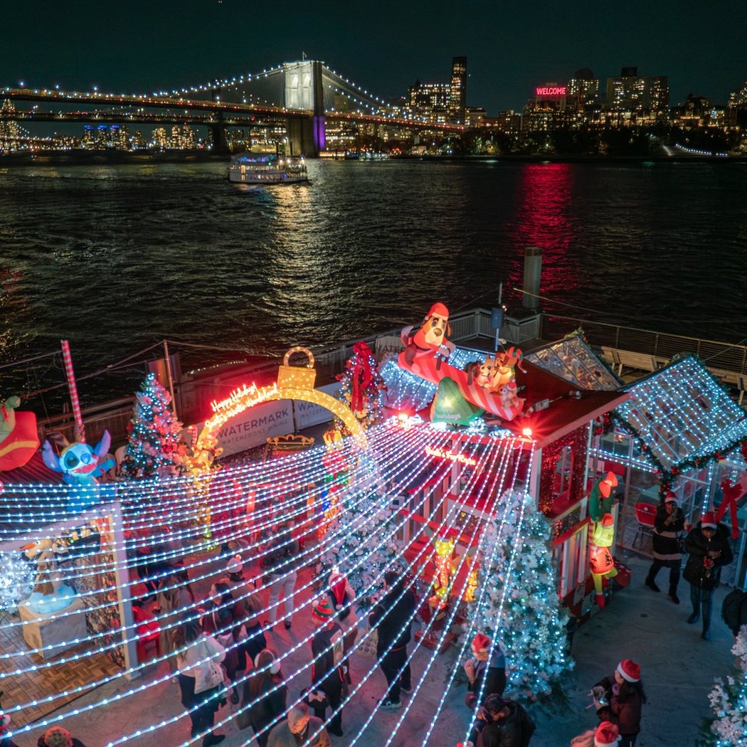 Santa's Winter Wonderland 1
