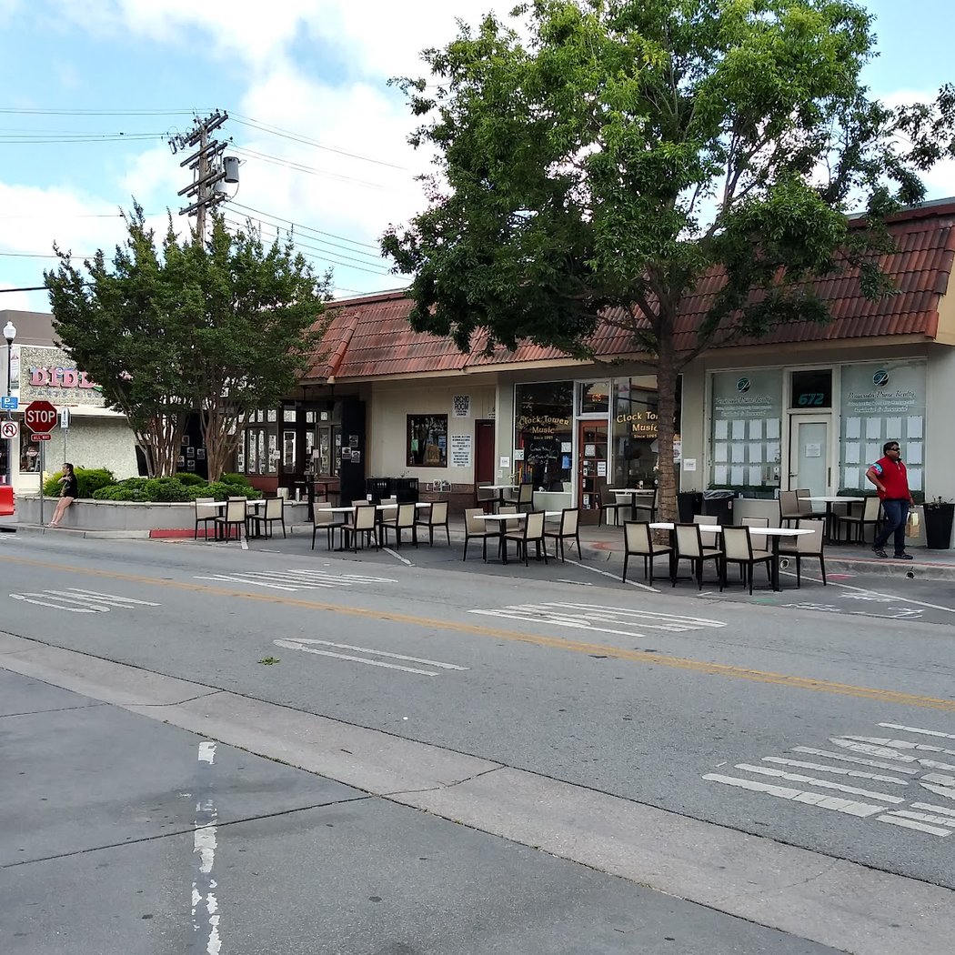 Laurel Street 2