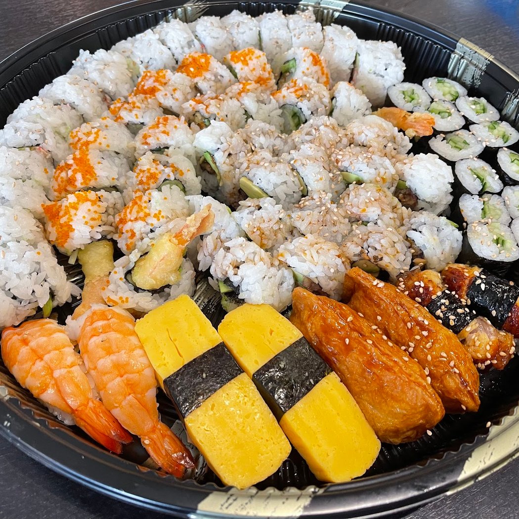 Akizu Sushi Bar & Grill 3