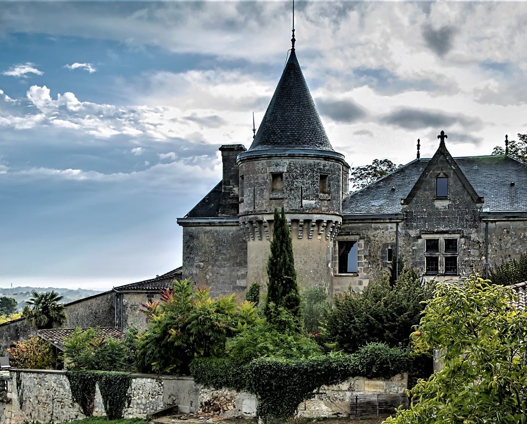 Chateau de la Grave 1