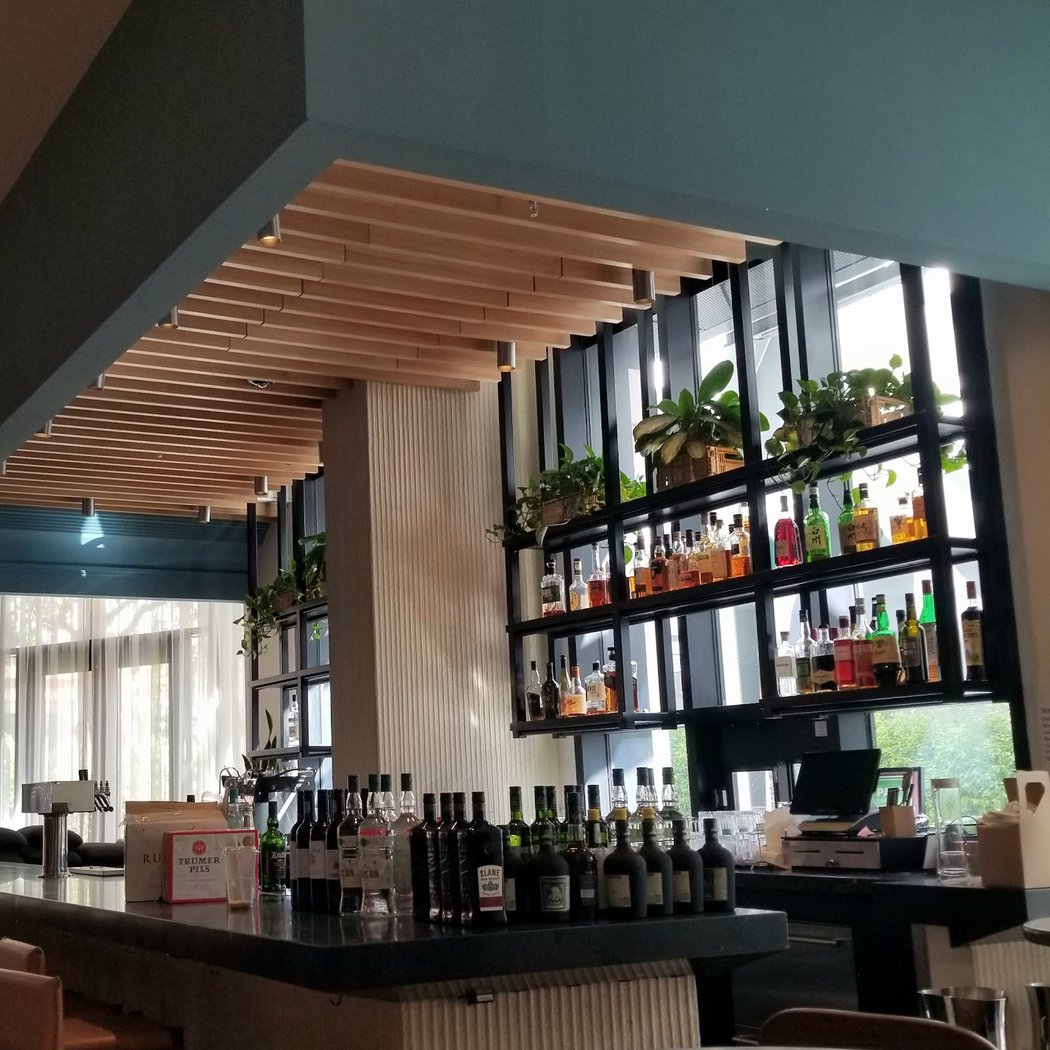Dark Bar 2