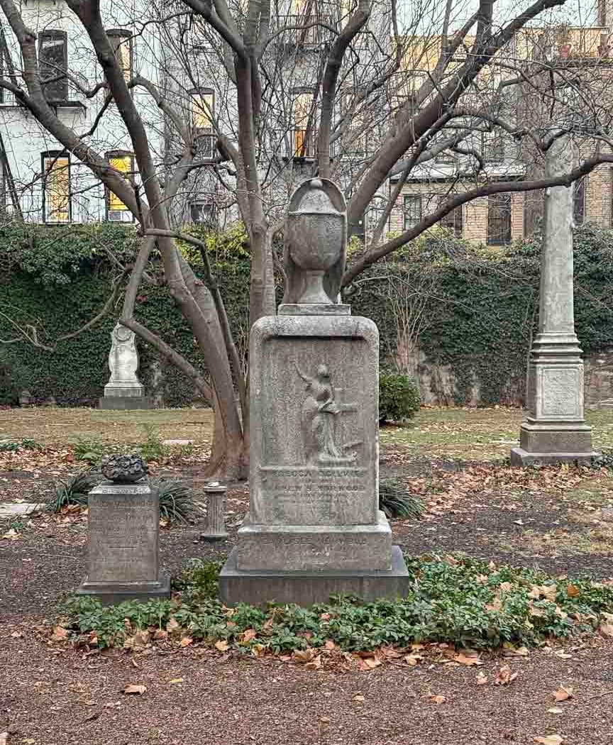New York City Marble Cemetery 3
