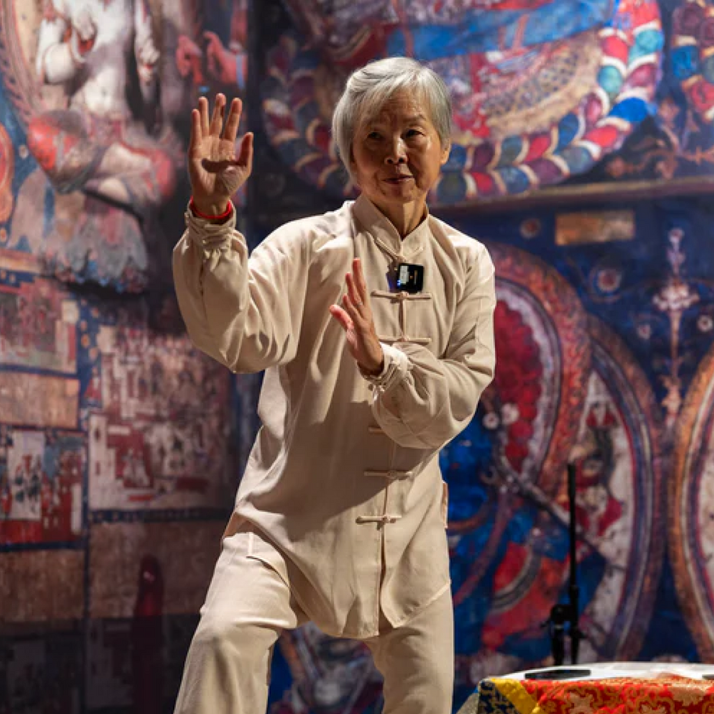 Here In The Floating World: Qigong And Lojong With Annie Bien 1