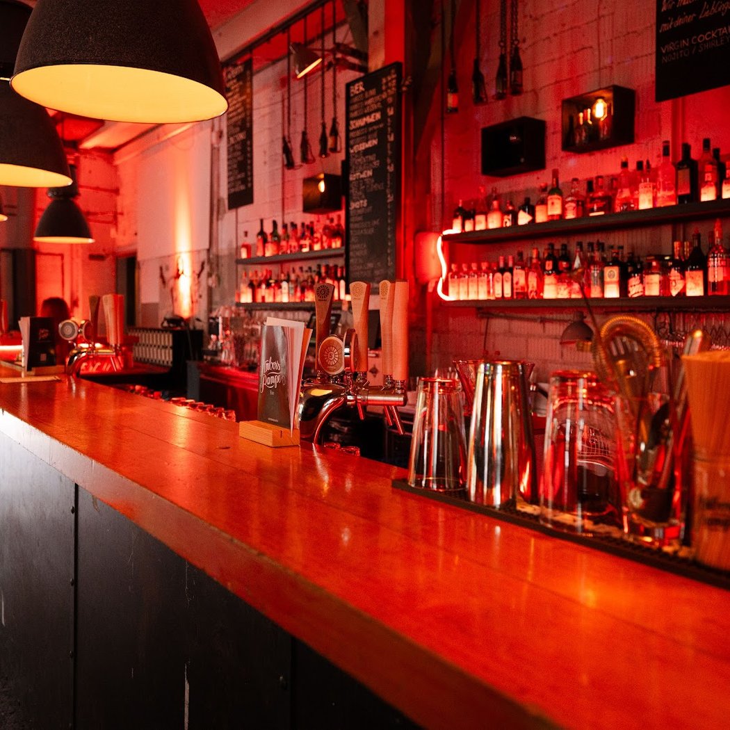 Amboss Rampe Bar 1