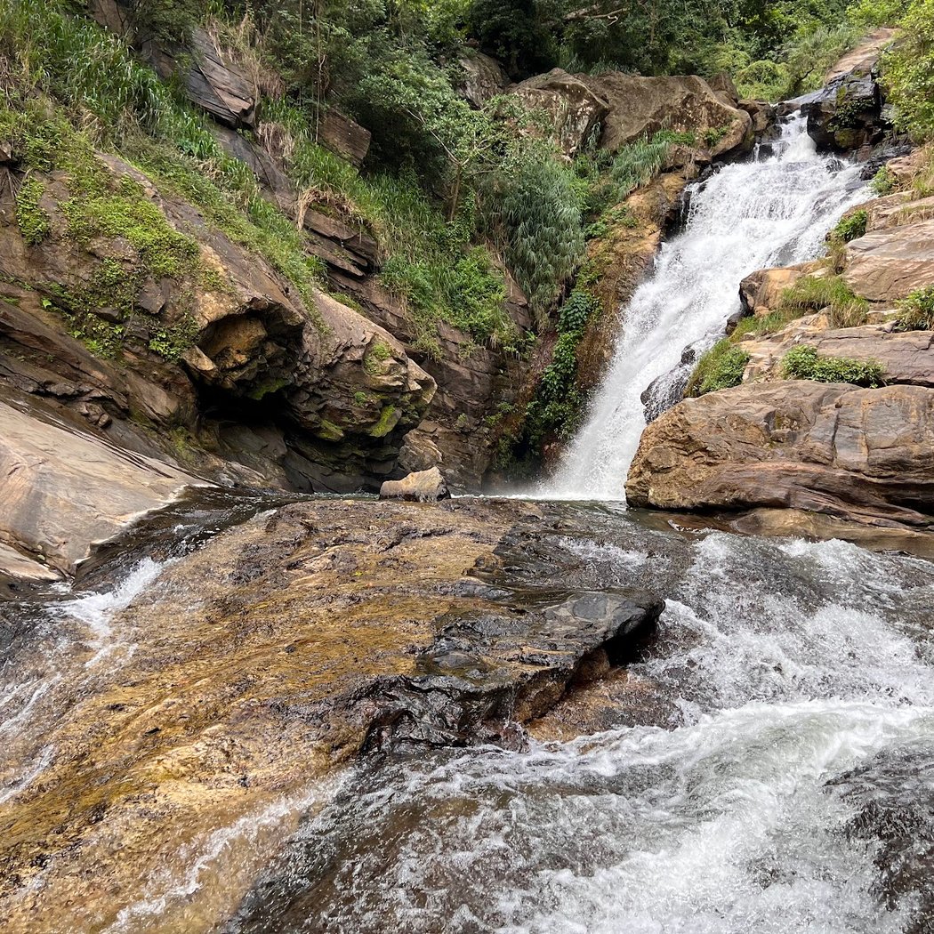 Ravana waterfall 3