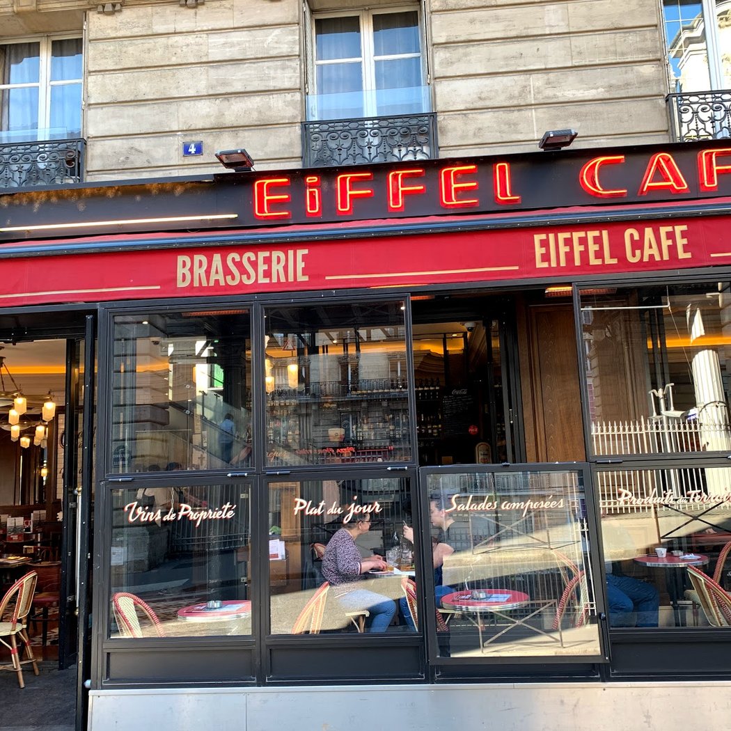 Eiffel Café 2