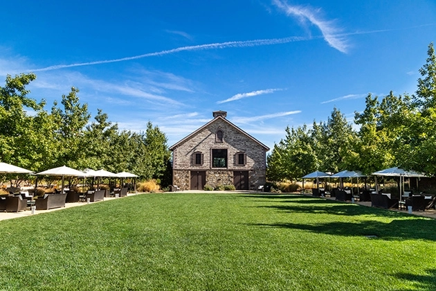 HALL Wines St. Helena 3