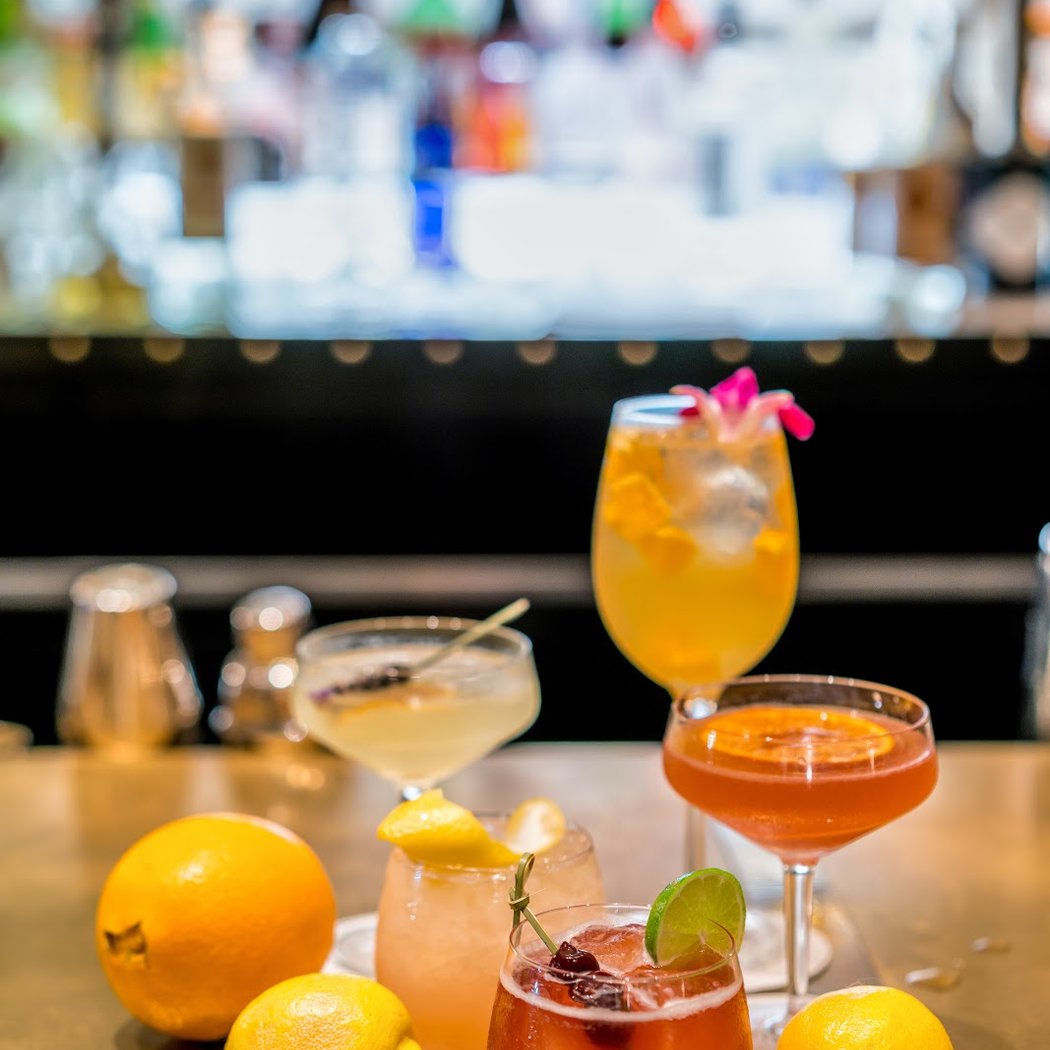 Two E Bar/Lounge 1