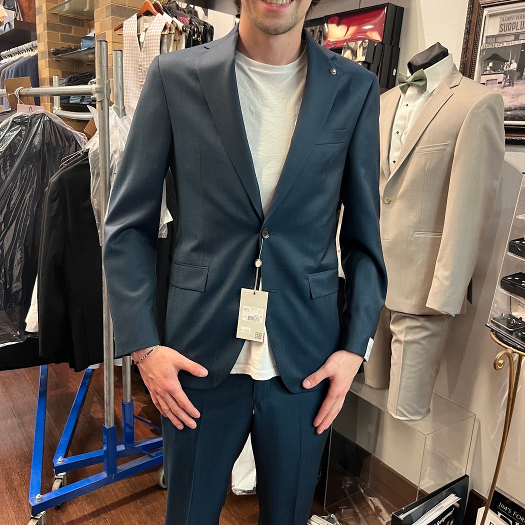 Louis Thomas Fine Men's Apparel 1