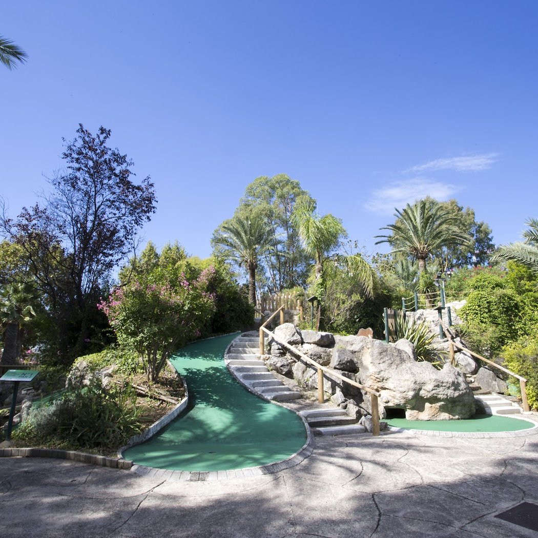 Adventure Golf 2