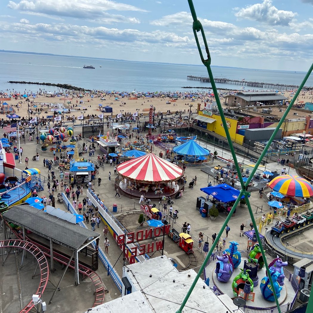 Deno’s Wonder Wheel Amusement Park Season Opening 1
