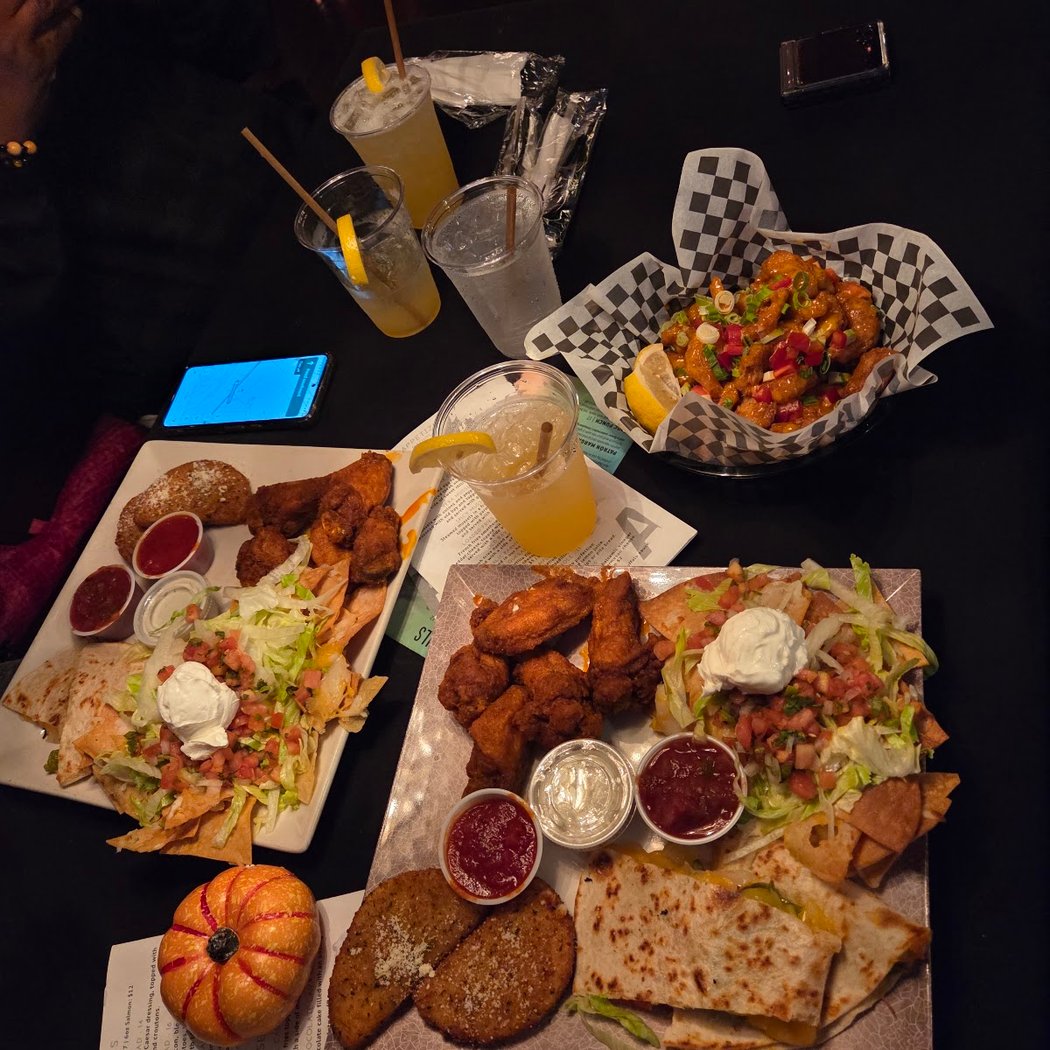 Vera Bar & Grill 1