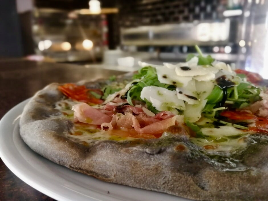 Au Comptoir À Pizzas . Fontainebleau 1