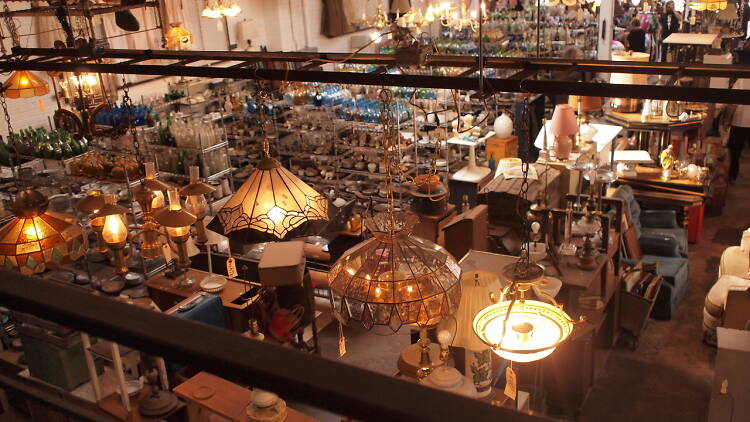 Vintage-thrift store 3