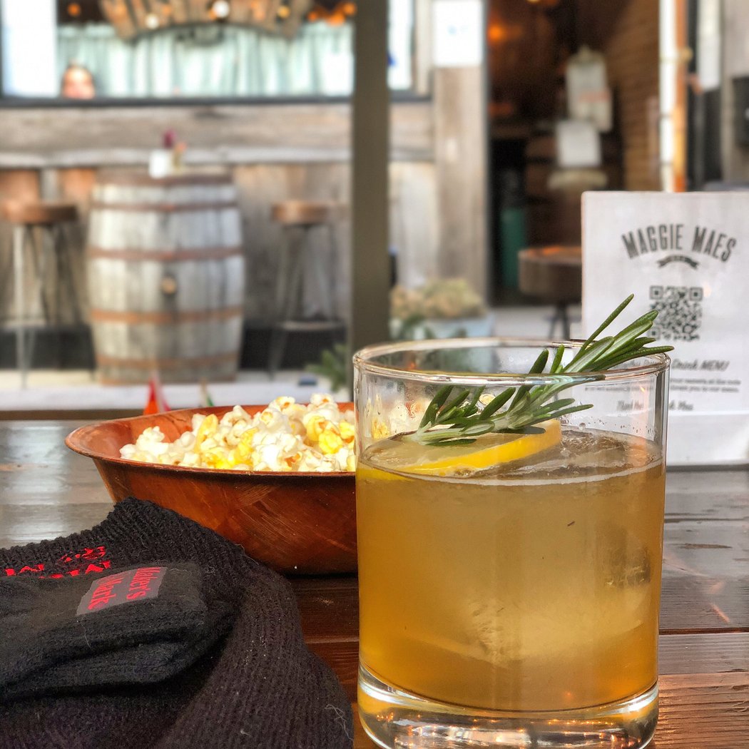 Maggie Mae's Bar 4