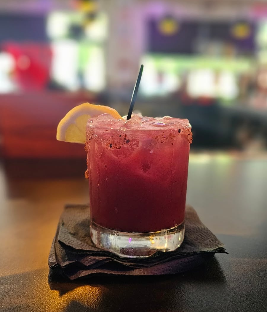 1 Fifty 1 Bar & Grill 1