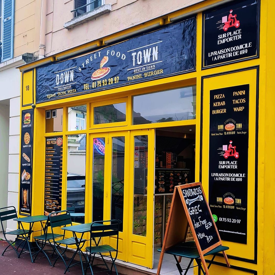 Downtown Street Food Restaurant 2